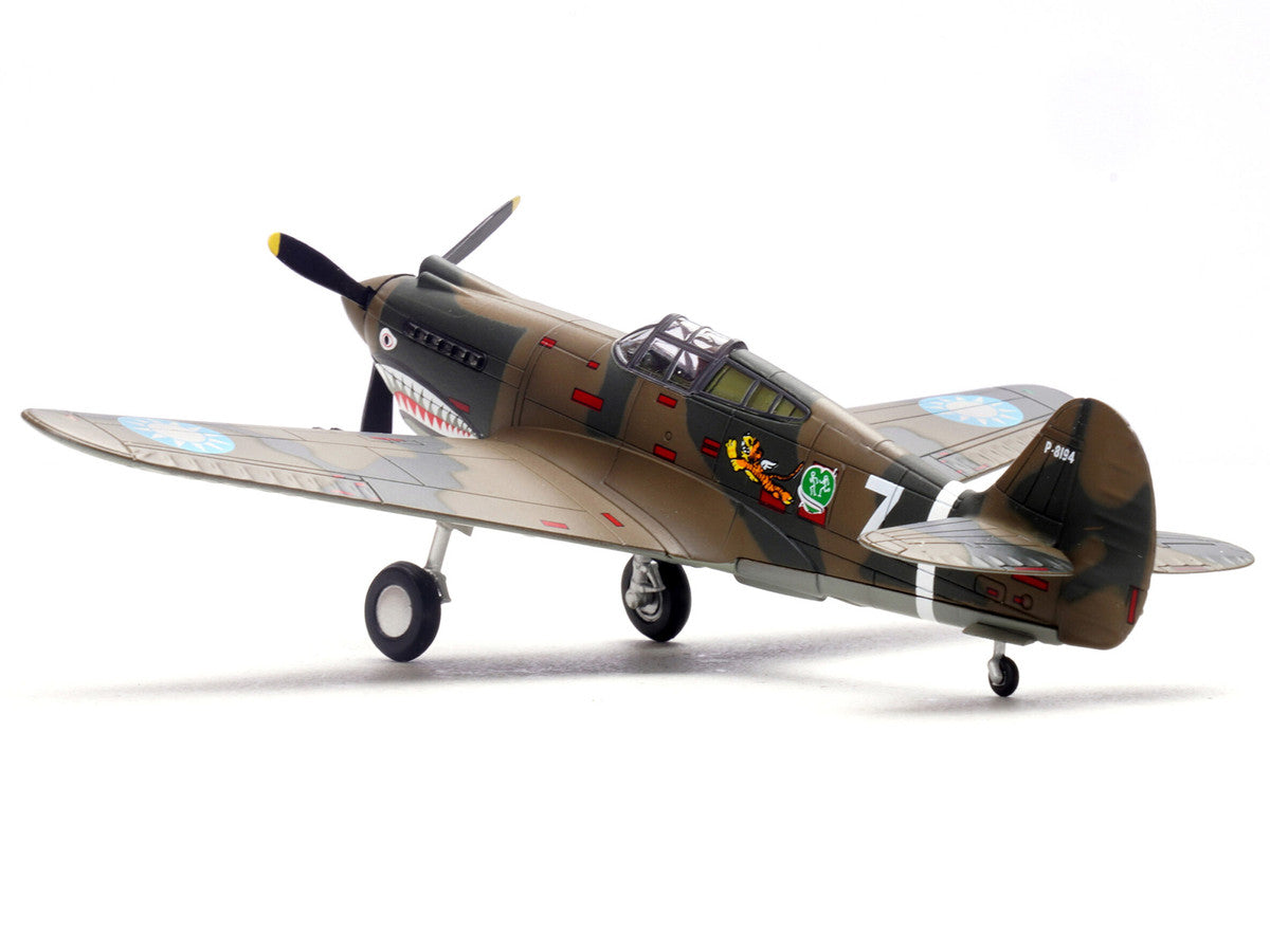 Curtiss P-40B/C Warhawk Fighter Aircraft "White 7 1st Squadron Flying Tigers Chinese Air Force" (1942) 1st American Volunteer Group 1/72 Diecast Model Airplane by Legion-0