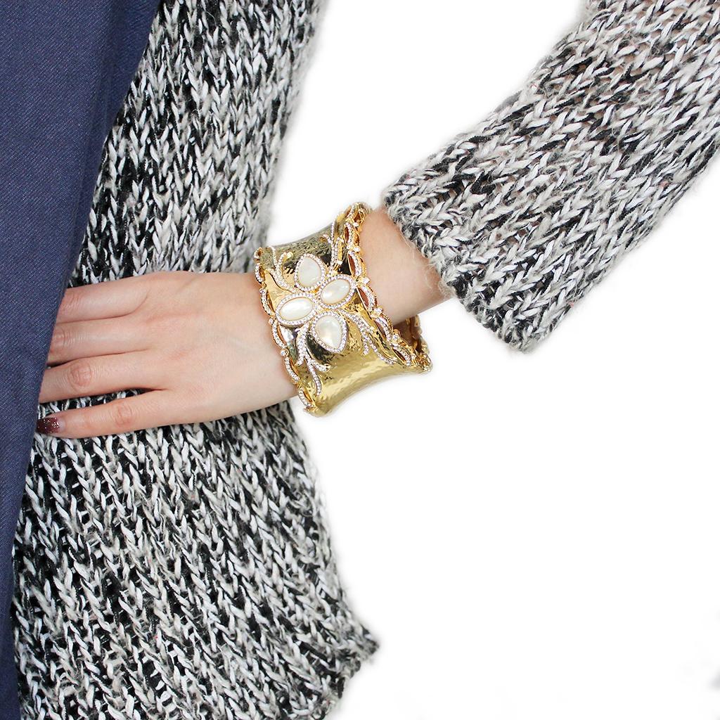 LO4285 - Gold Brass Bangle with Synthetic  in White Alamode