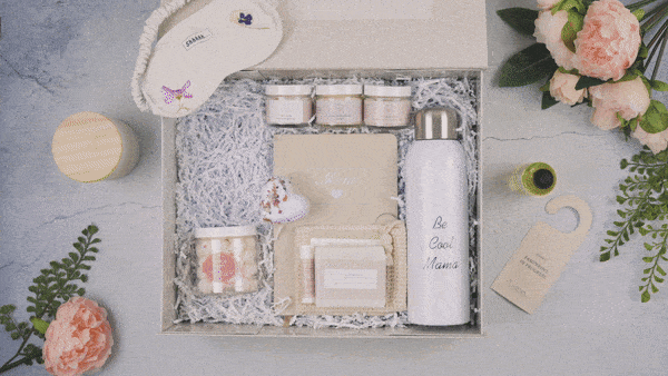 Gift for Mom, Mother's Day gift, Pamper your Mom Lizush soap
