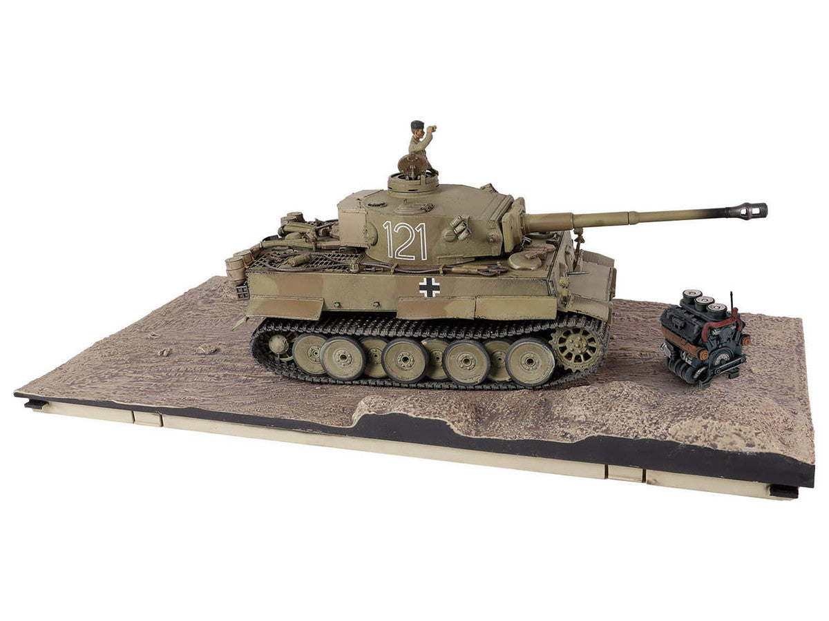 German Sd.Kfz.181 PzKpfw VI Tiger Ausf. E Heavy Tank #121 "Tiger Initial Production Model" "Schwere Panzerabteilung 501 North African Front Tunisia" (1943) "Engine Plus" 1/32 Diecast Model by Metal Proud-2
