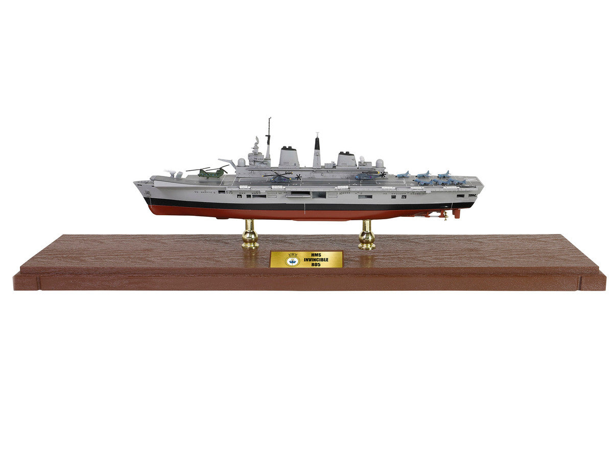 British HMS Invincible (R05) Aircraft Carrier Full-Hull Edition "Falklands War" (1982) British Royal Navy "Battleship" Series 1/700 Diecast Model by Metal Proud Metal Proud