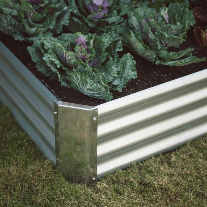 Industrial Farmhouse Steel Raised Garden Bed Metal Planter with Lining FastFurnishings