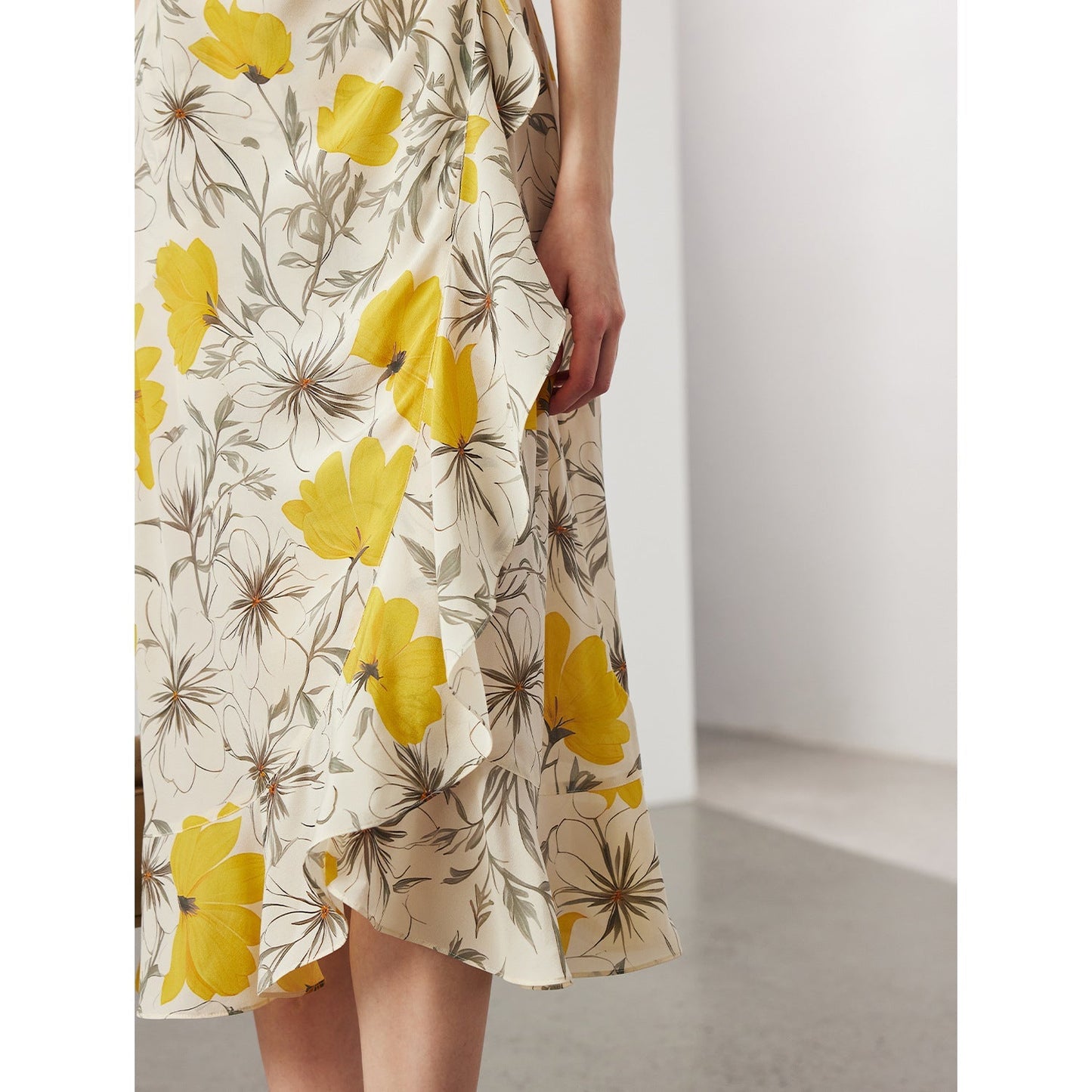 Women's Stomach Blanket-style Lace Printing Short-sleeved Silk Dress LadyShow.Store