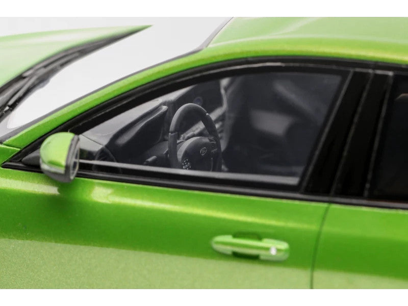2022 Ford Focus MK5 ST Phase 2 Mean Green Metallic Limited Edition to 2000 pieces Worldwide 1/18 Model Car by Otto Mobile Otto Mobile