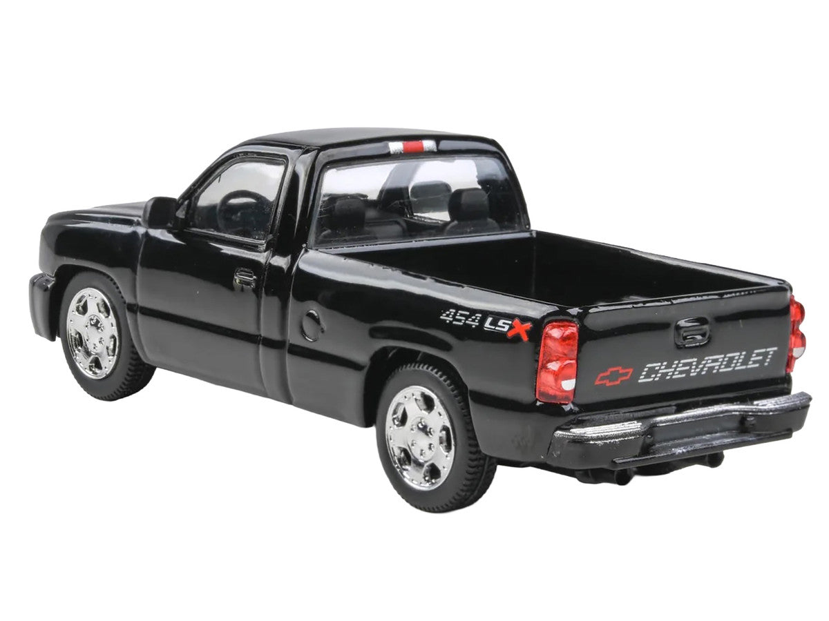 2006 Chevrolet Silverado 454 LSX Pickup Truck Onyx Black 1/64 Diecast Model Car by Paragon Models-0