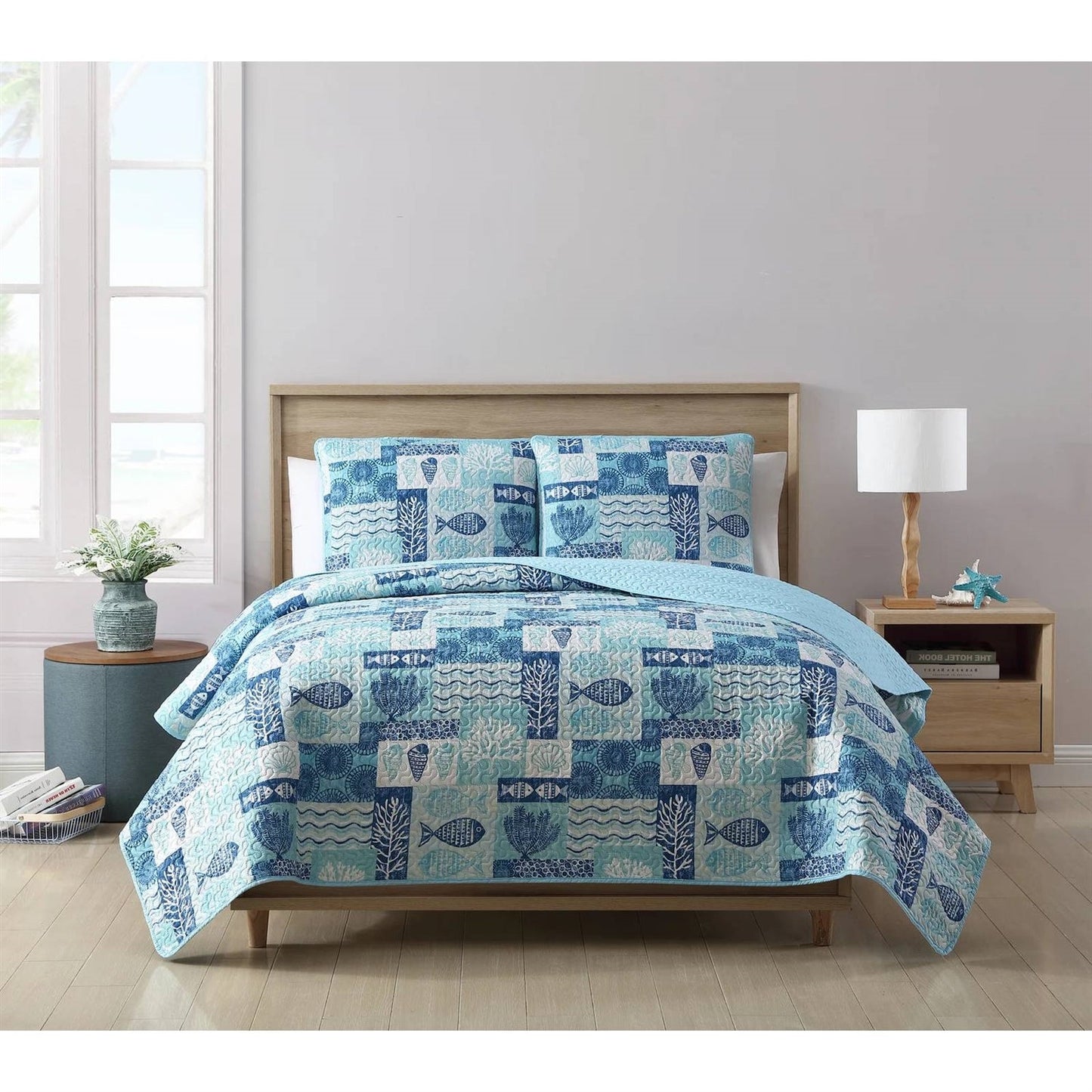 Full/Queen Aqua Blue Cream Beach Sea Shells Coral Fish Coastal 3-Piece Quilt Set FastFurnishings