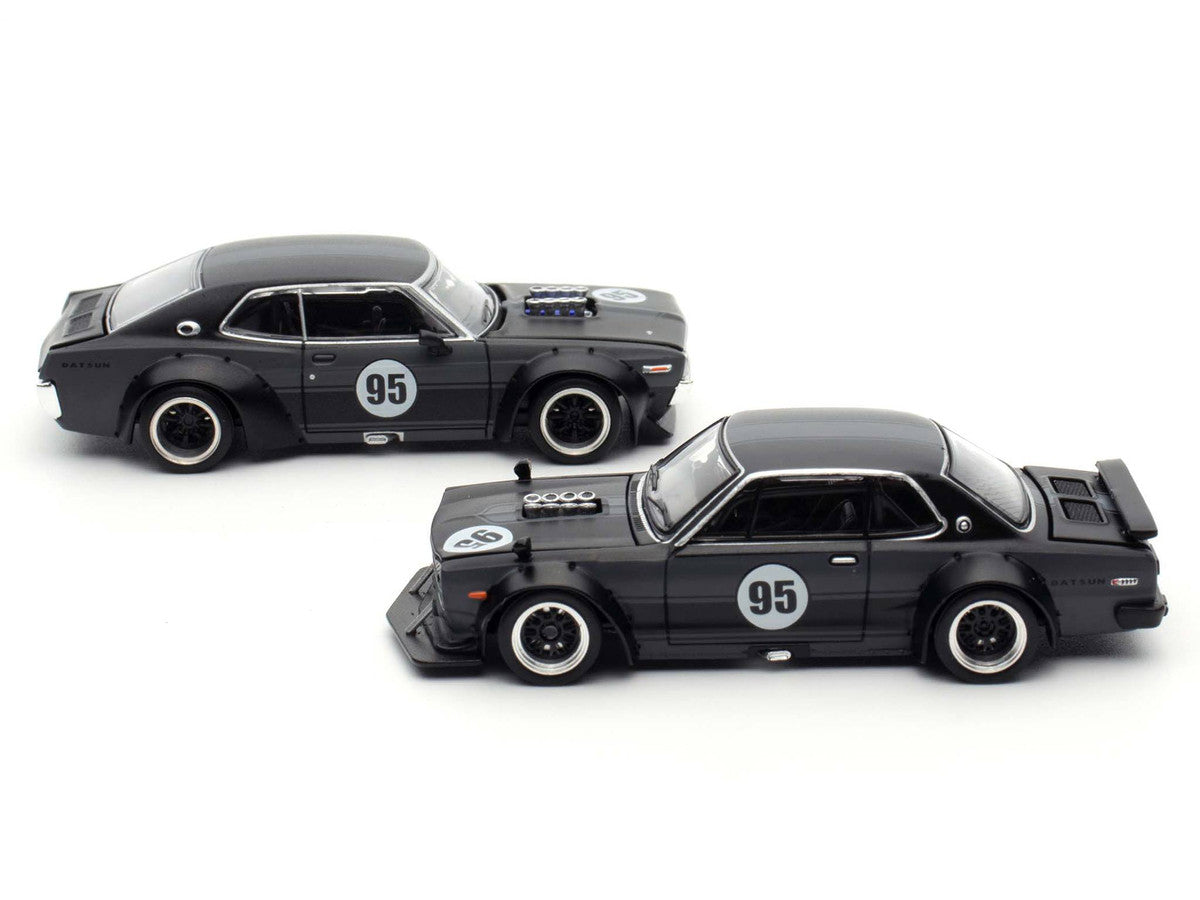 Skyline GT-R V8 Drift "Hakosuka" RHD (Right Hand Drive) #95 Black and Datsun Laurel C130 RHD (Right Hand Drive) Black 2 Car Box Set "Hong Kong Toycar Salon 2025" 1/64 Diecast Model Car by Pop Race-4