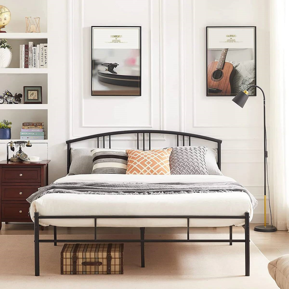 Queen size Black Metal Platform Bed Frame with Arched Headboard FastFurnishings