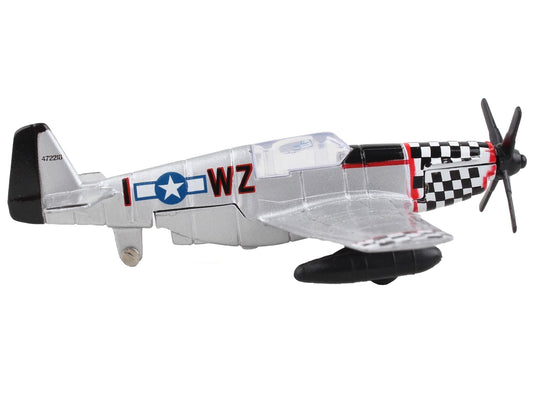 North American P-51 Mustang Fighter Aircraft Silver Metallic "United States Army Air Force" with Runway 24 Sign Diecast Model Airplane by Runway24