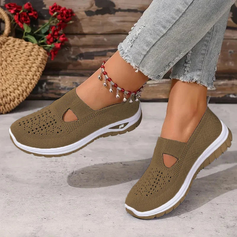 Women's casual sports shoes, solid color breathable sports soft-soled lightweight walking shoes, low-top knitted casual shoes LadyShow.Store