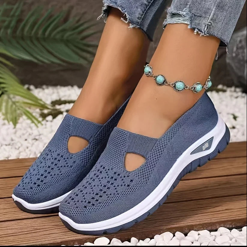Women's casual sports shoes, solid color breathable sports soft-soled lightweight walking shoes, low-top knitted casual shoes LadyShow.Store