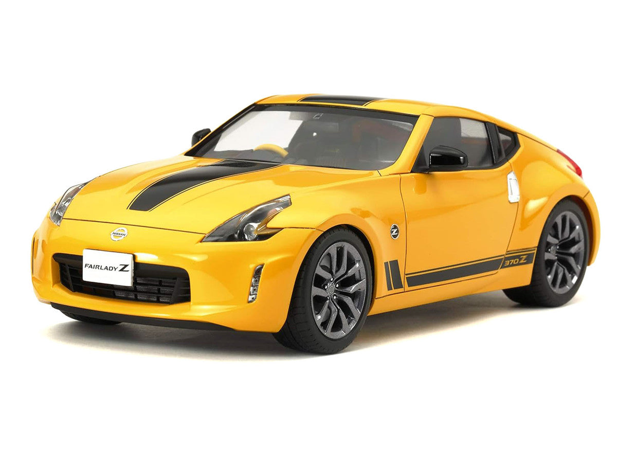 Model Kit Nissan 370Z Heritage Edition 1/24 Scale Model by Tamiya Tamiya