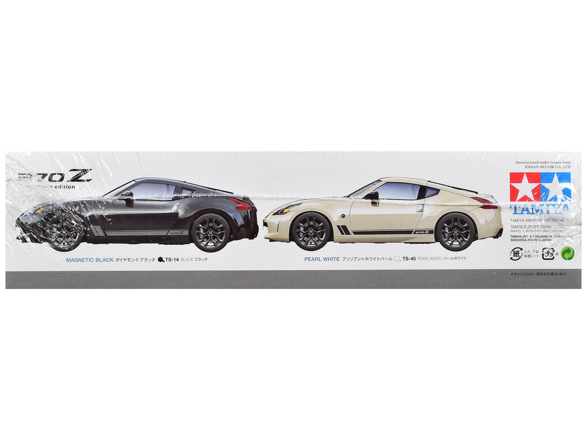 Model Kit Nissan 370Z Heritage Edition 1/24 Scale Model by Tamiya Tamiya