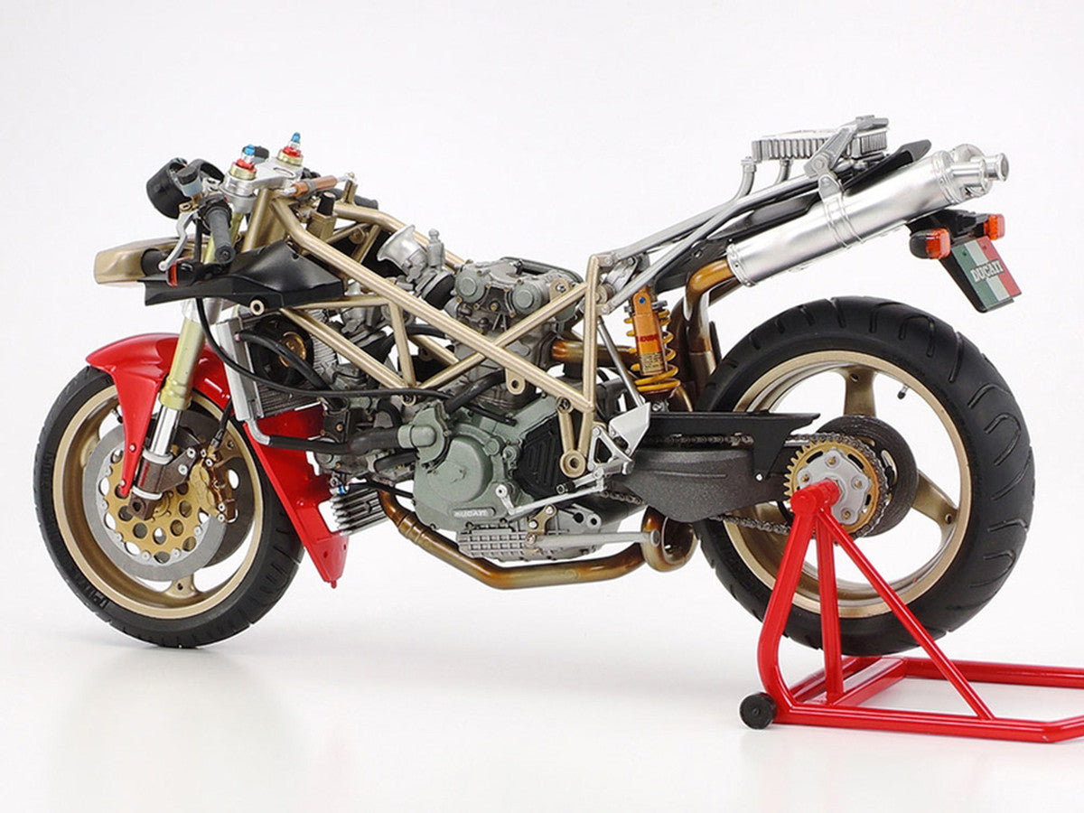 Model Kit Ducati 916 Motorcycle 1/12 Scale Model by Tamiya Tamiya