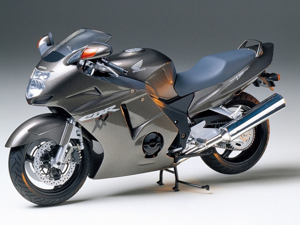 Model Kit Honda CBR 1100XX Motorcycle 1/12 Scale Model by Tamiya Tamiya