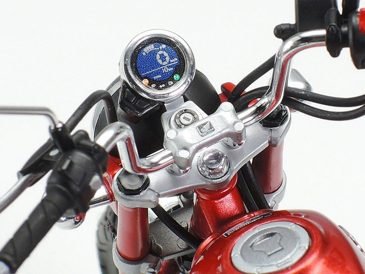 Model Kit Honda Monkey 125 Motorcycle 1/12 Scale Model by Tamiya-3