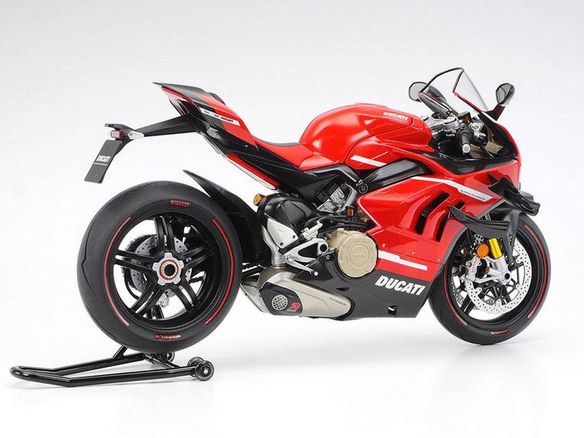 Model Kit Ducati Superleggera V4 Motorcycle 1/12 Scale Model by Tamiya Tamiya