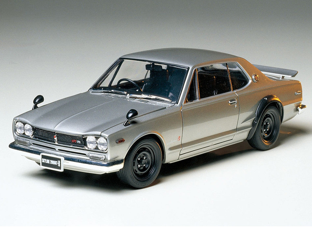 Model Kit Nissan Skyline 2000 GT-R 1/24 Scale Model by Tamiya-1