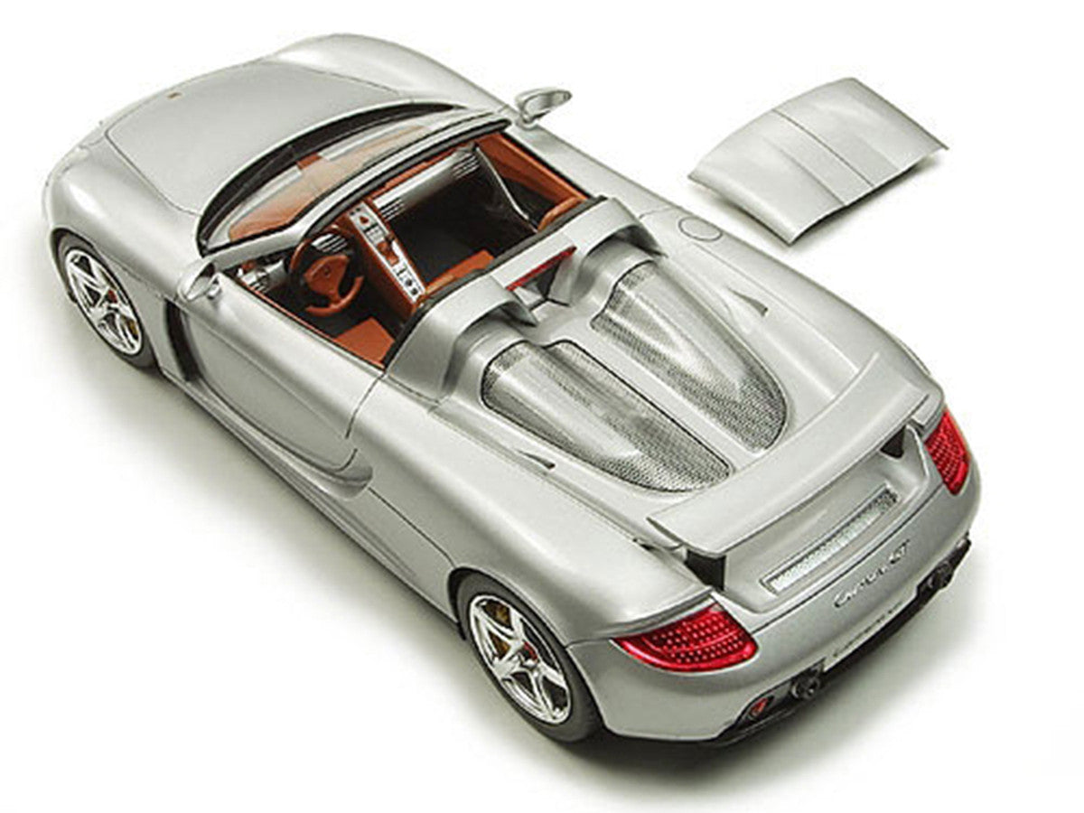 Model Kit Porsche Carrera GT 1/24 Scale Model by Tamiya Tamiya