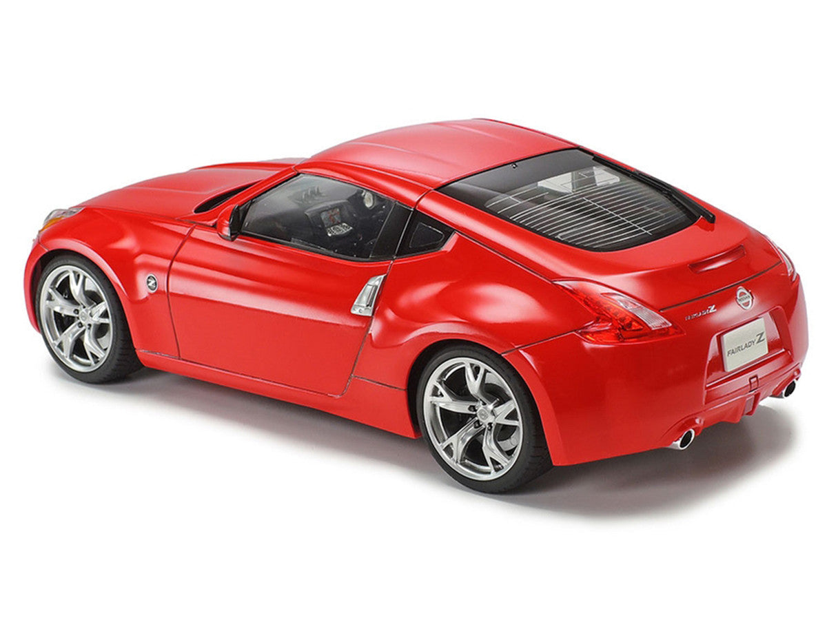 Model Kit Nissan 370Z (Fairlady Z) 1/24 Scale Model by Tamiya Tamiya