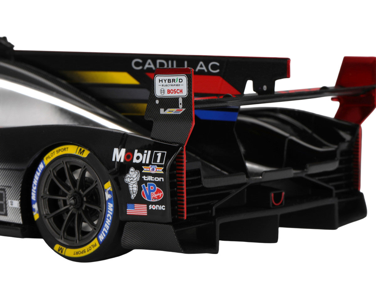 Cadillac V-Series.R #40 Louis Deletraz - Kamui Kobayashi - Jordan Taylor "Cadillac Wayne Taylor Racing" IMSA "24 Hours of Daytona" (2025) 1/18 Model Car by Top Speed-2