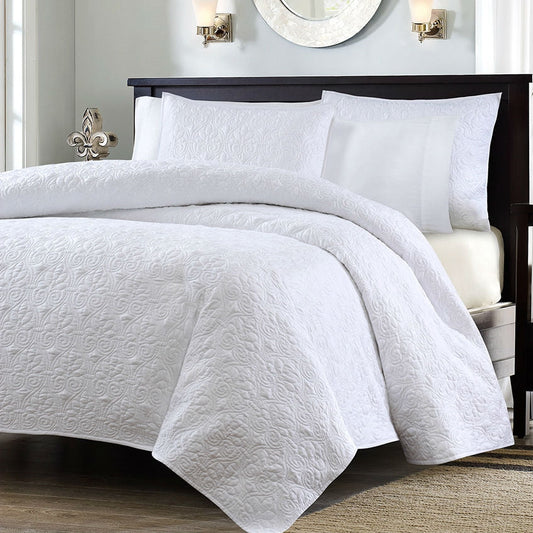 Full / Queen White Classic Coverlet Quilt Set with 2 Shams FastFurnishings