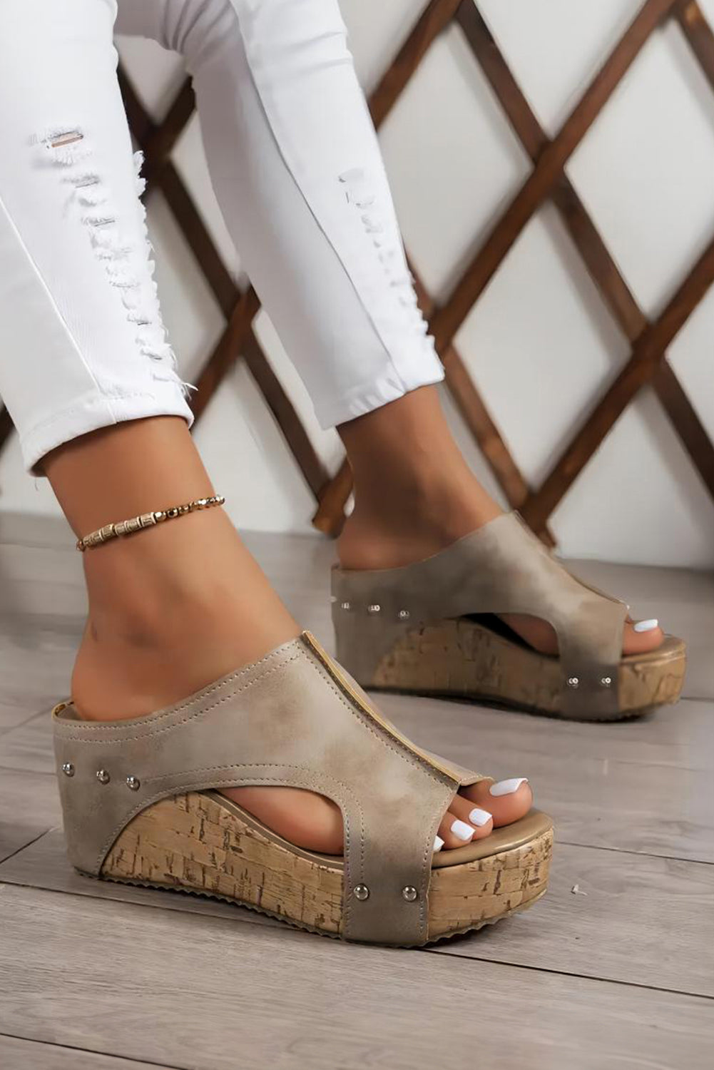 Gianna Pu Leather Wedge Slippers Threaded Pear