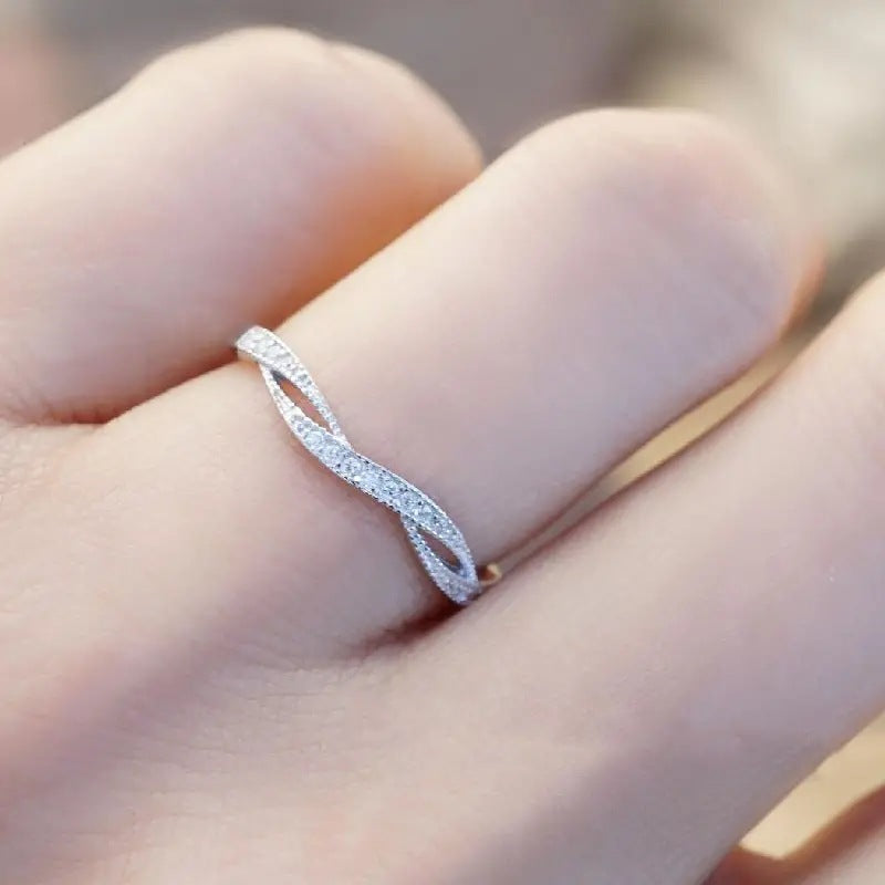 Everyday Lightweight Luxury Twisted-cross Wedding Ring Best YouTube Store