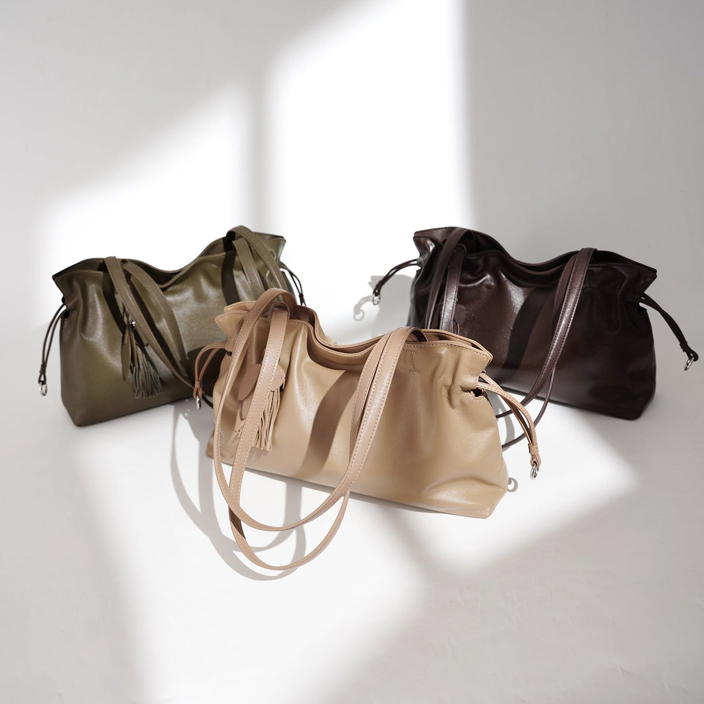 Womens Stylish, Vintage, Versatile, And Personalized Shoulder Bag LadyShow.Store