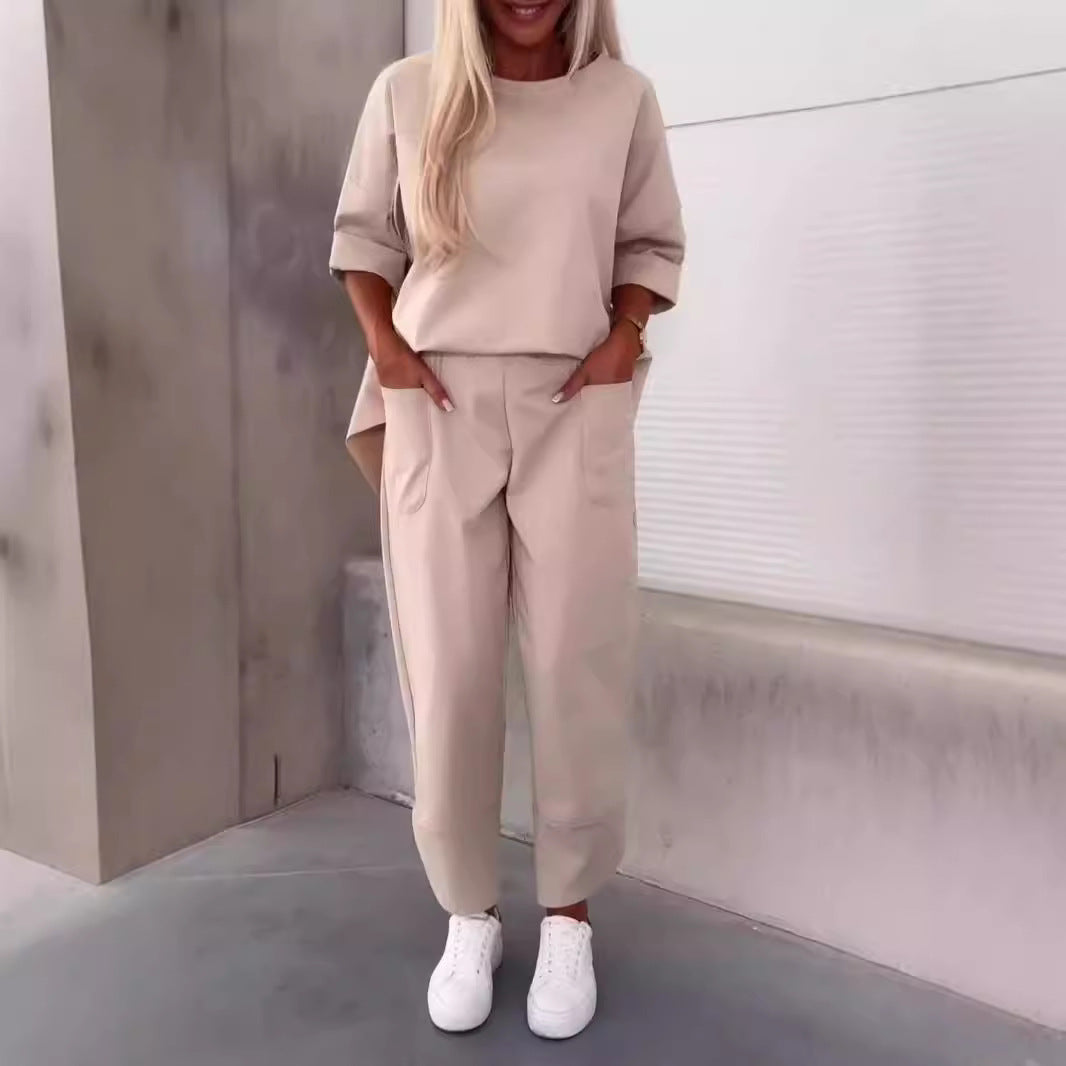 Two-piece Solid Color Round Neck Cropped Pants Set LadyShow.Store