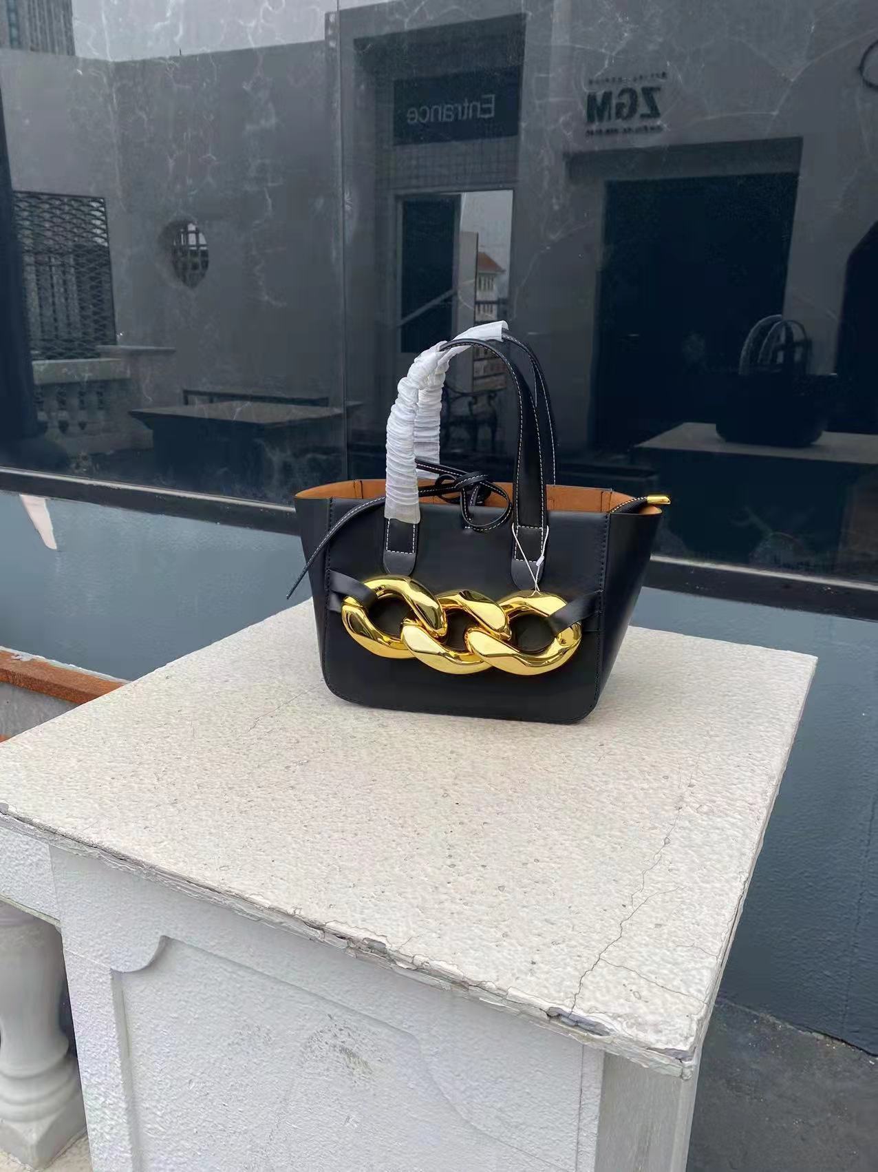 Niche Design Thick Chain Handbag Shoulder LadyShow.Store