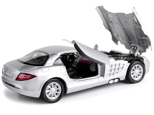 Mercedes McLaren SLR Silver 1/24 Diecast Model Car by Motormax Motormax