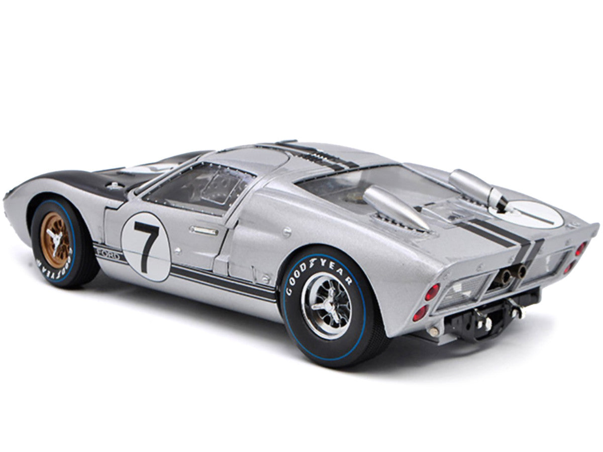 1966 Ford GT-40 MK II #7 Silver 1/18 Diecast Model Car by Shelby Collectibles-2