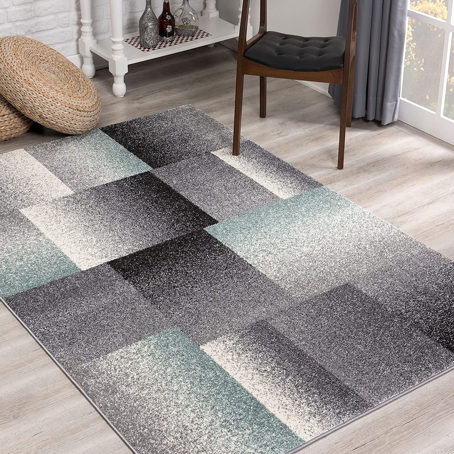 8' x 11' Gray Modern Geometric Area Rug