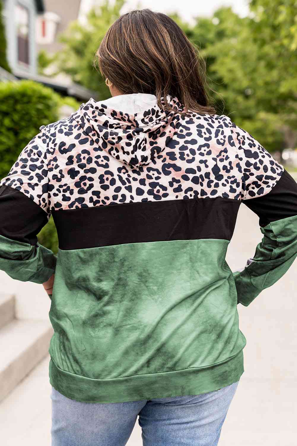 Plus Size Leopard Print Color Block Hoodie with Kangaroo Pocket