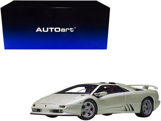 Lamborghini Diablo SE30 Jota Ballon White / Pearl White with Red Interior 1/18 Model Car by Autoart