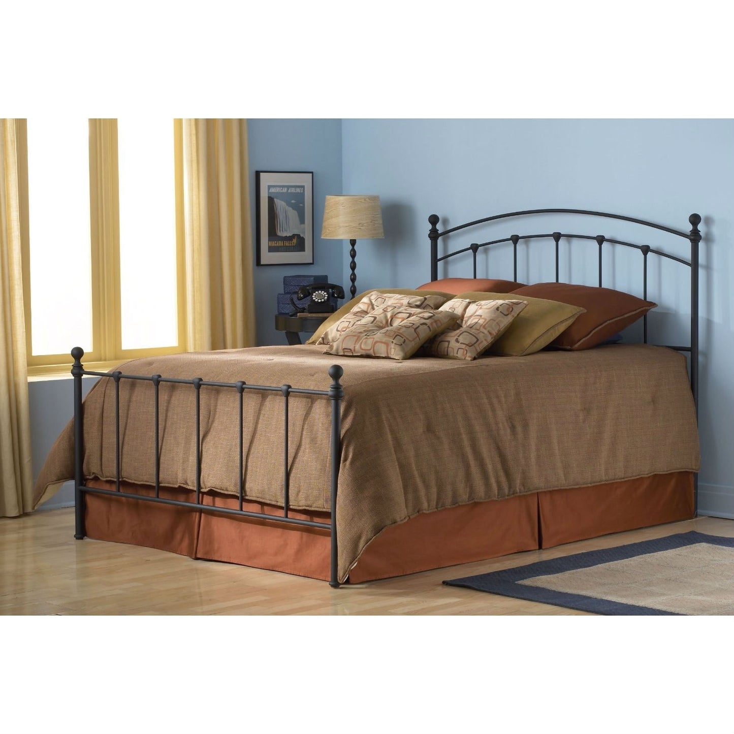 Queen size Metal Bed with Rounded Posts in Antique Brass Finish